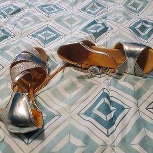 Ladies silver double straps herls